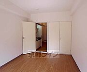 使いやすそうな四角いお部屋