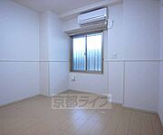 5．9帖の洋室です。