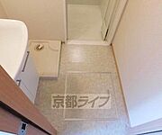 脱衣所広めです