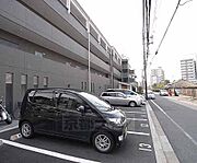 便利な敷地がガレージ。