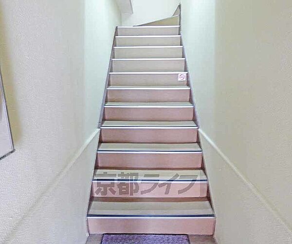 画像26:上りやすい階段です。