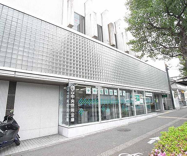 画像30:京都中央信用金庫 大将軍支店まで84m 北野白梅町付近になり、ご利用し易い立地。