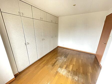 北側の洋室です!