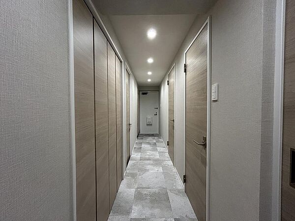 玄関を拡大表示
