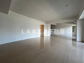 LaDouceur中之島 1303 ｜ 大阪府大阪市西区土佐堀3丁目3-2（賃貸マンション3LDK・13階・164.67㎡） その12