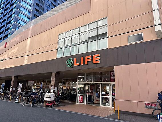 ライフ堺筋本町...