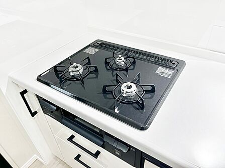 三口ガスコンロでお料理が一気にはかどりそう。  
