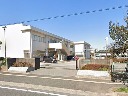 中学校 850m 千葉市立磯辺中学校