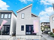 たっぷりの陽光と心地よい風が舞い込む住まい