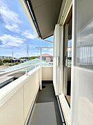 南向きなので晴れた日には洗濯物も気持ちよく干せそうですね