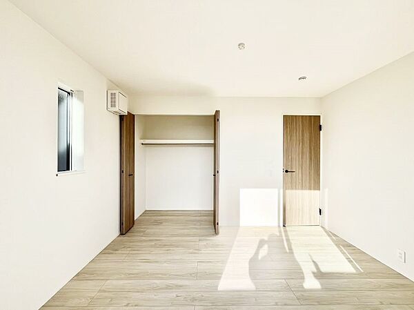 寝室を拡大表示