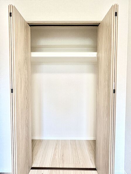 たっぷりの収納スペースでいつでも住空間がスッキリ保てそう