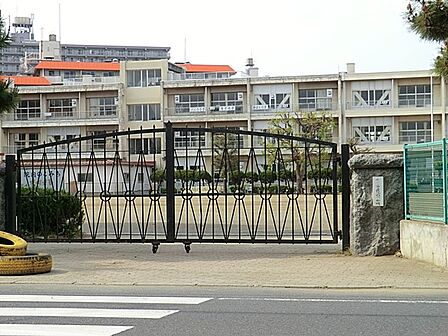 小学校 1760m 千葉市立院内小学校