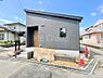 外観：暮らしやすさと居心地の良さにこだわったシンプルで飽きのこないデザイン ！