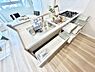設備：使いやすさを優先したスライド式収納タイプ！
