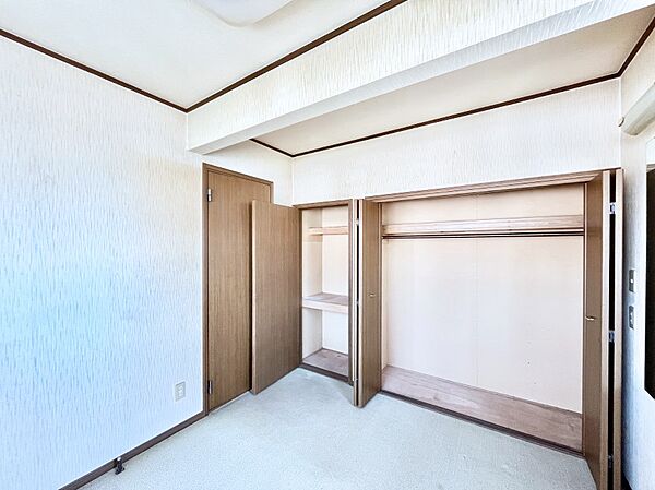 寝室