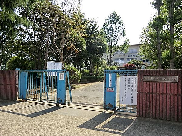 周辺を拡大表示