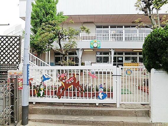 幼稚園・保育園...