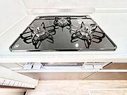 毎日のお料理に大活躍！3口コンロ・グリル付きのビルトインコンロ。