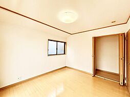 寝室の画像