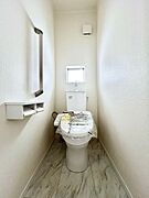 トイレは1階と2階それぞれに配置されていてとても便利です。 