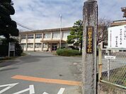 西牟田小学校 750m