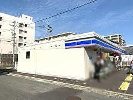 ローソン　久留米櫛原町店 740m