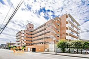 内覧をご希望の方は、お気軽にお問い合わせください。社用車による無料送迎サービスもご利用いただけますので、ぜひご相談ください。初めてのマイホーム探しも、しっかりサポートいたします。 