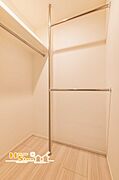 全居室に収納を備え、居住空間をすっきりとお使いいただけます。WICを2か所に設けており、衣類や季節物、大きなお荷物までしっかり収納可能です。
