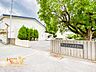 周辺：越谷市立栄進中学校（1080m）