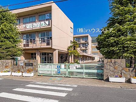 草加市立花栗南小学校(417m)