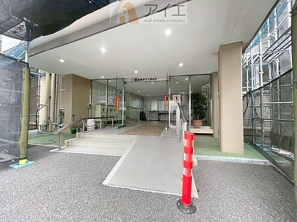 エントランスを拡大表示