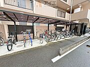 セキュリティ面にも配慮した駐輪場がございます