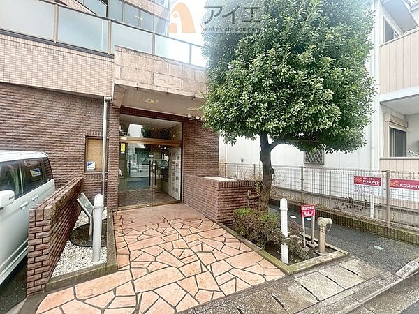 エントランスを拡大表示