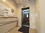 清掃も行き届いたエレベーターホール