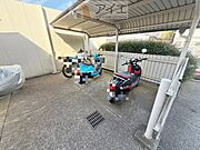 セキュリティ面にも配慮した駐輪場がございます