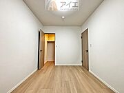 【施工例】お子様の荷物も片付く、全居室収納スペース
