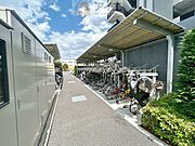 セキュリティ面にも配慮した駐輪場がございます
