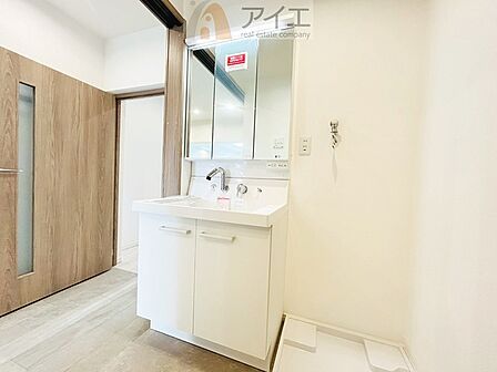 上質な洗面空間がゆとりの時間を演出
