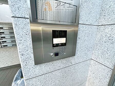 共働きや留守の多いご家族も安心の充実したセキュリティ