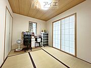子育て家族に嬉しい、自然素材の優しい住まい