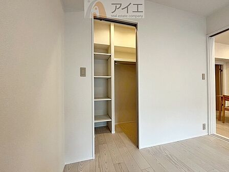豊富な収納スペースですっきりとした暮らしを