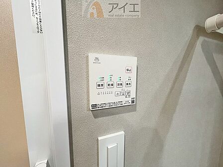 浴室乾燥機はカビ防止に、天気を気にせず洗濯を干せて大活躍