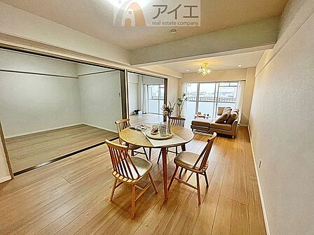 【施工例】溢れる陽光でご家族の笑顔も輝く住まい