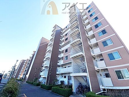 共用部の清掃・修理は管理員が実施