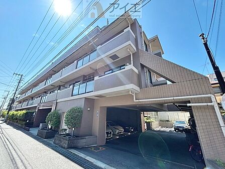 共用部の清掃・修理は管理員が実施