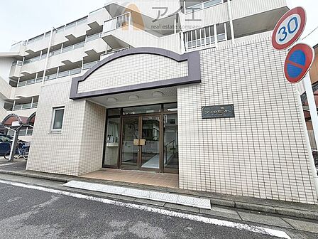溢れる陽光でご家族の笑顔も輝く住まい