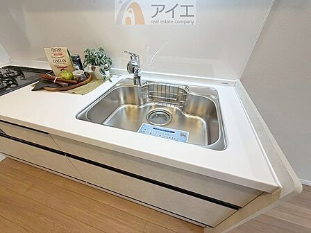 【施工例】水道一体型の浄水器。ボタン一つで切替可能水回りもすっきり