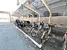 その他：広々スペースの駐輪場はご家族の自転車を置くことができます