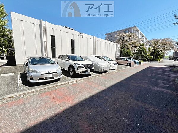 駐車場を拡大表示